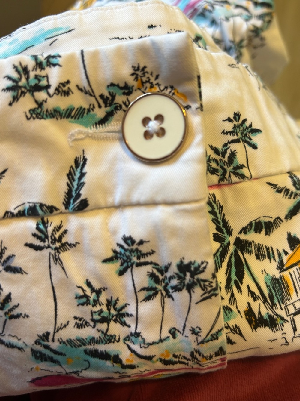 Crown & Ivy Women’s Scalloped Shorts Hawaiian Tropical Beach Print Preppy SZ 16 - Picture 4 of 6